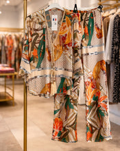 Load image into Gallery viewer, Trosika luxe co ord
