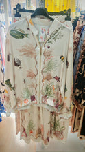 Load image into Gallery viewer, 100% silk aqua zip up co ord
