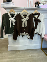 Load image into Gallery viewer, 6 colours Italian bow cardigan jumper
