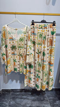 Load image into Gallery viewer, Curve lace arm lurex set
