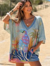 Load image into Gallery viewer, Pelican sequin v neck lurex top
