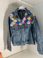 Load image into Gallery viewer, Funky denim jacket
