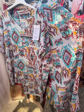Load image into Gallery viewer, Aztec curve two piece set
