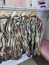 Load image into Gallery viewer, Soft suede bomber jacket zebra
