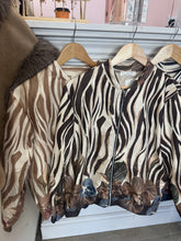Load image into Gallery viewer, Soft suede bomber jacket zebra
