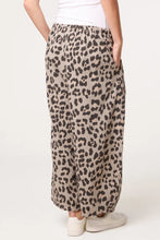 Load image into Gallery viewer, Cream leopard causal trousers
