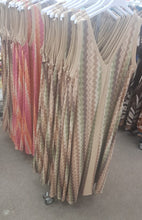 Load image into Gallery viewer, Green lurex zigzag dress
