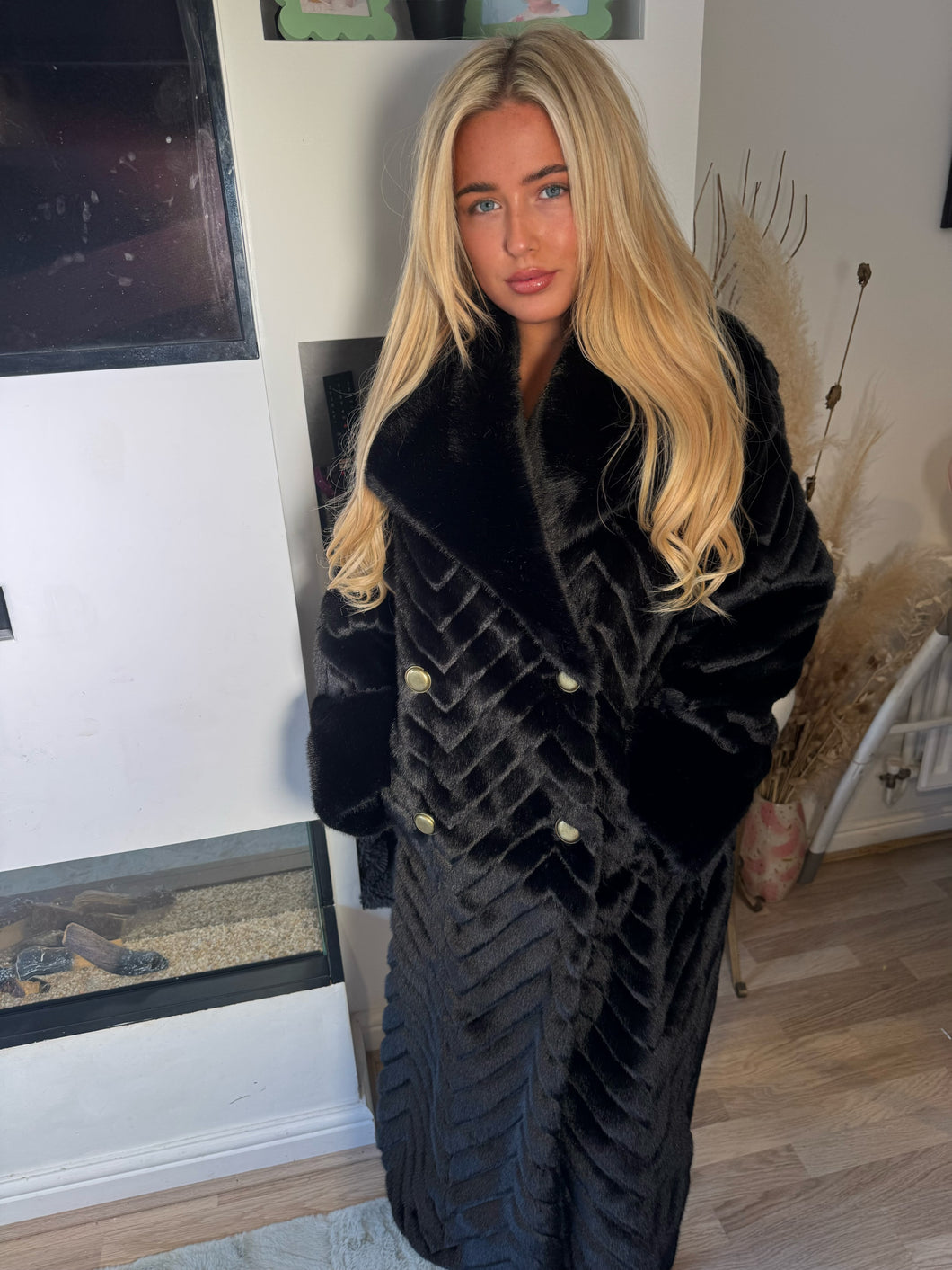 Black luxury faux fur long jacket