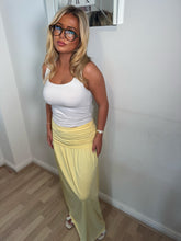 Load image into Gallery viewer, Banded waist maxi skirt
