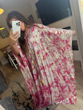 Load image into Gallery viewer, Pink &amp; gold kaftan dress
