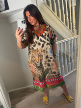 Load image into Gallery viewer, Best seller print tiger positive vibes  lurex midi dress
