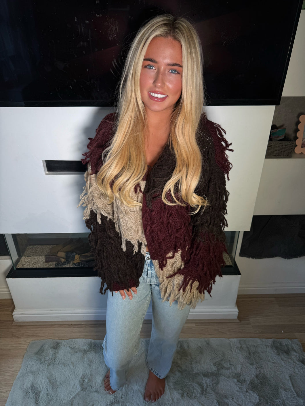 Colour block wine tassle cardigan loopy