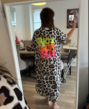 Load image into Gallery viewer, Leopard funky slogan curve dress

