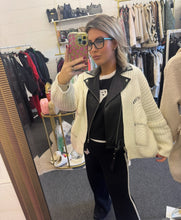 Load image into Gallery viewer, Leather jacket/cardigan
