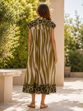 Load image into Gallery viewer, Stripe &amp; leopard flow dress
