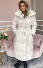 Load image into Gallery viewer, Cream padded duvet coat

