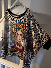 Load image into Gallery viewer, Freda luxe curve top

