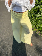 Load image into Gallery viewer, Yellow 100% cotton trousers
