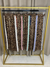 Load image into Gallery viewer, Leopard heart trousers
